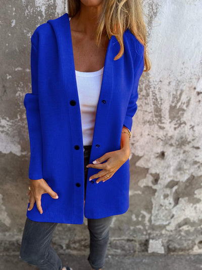 Livia | Strikkevest med knapper og hette